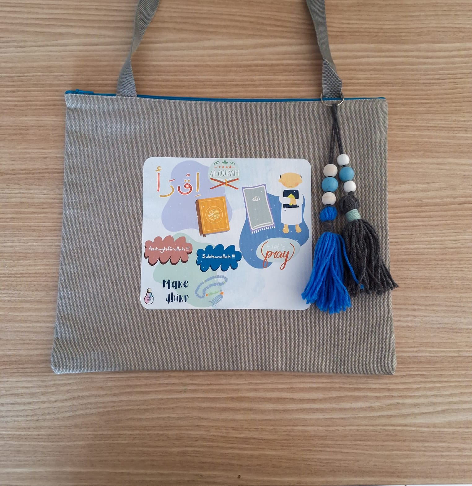 Personalised Madressah Bags: Read the Qur'an