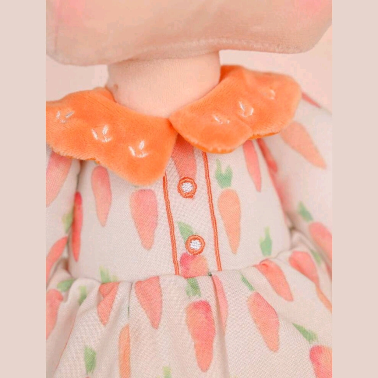 Metoo Soft Plush Doll: Carrot Patch