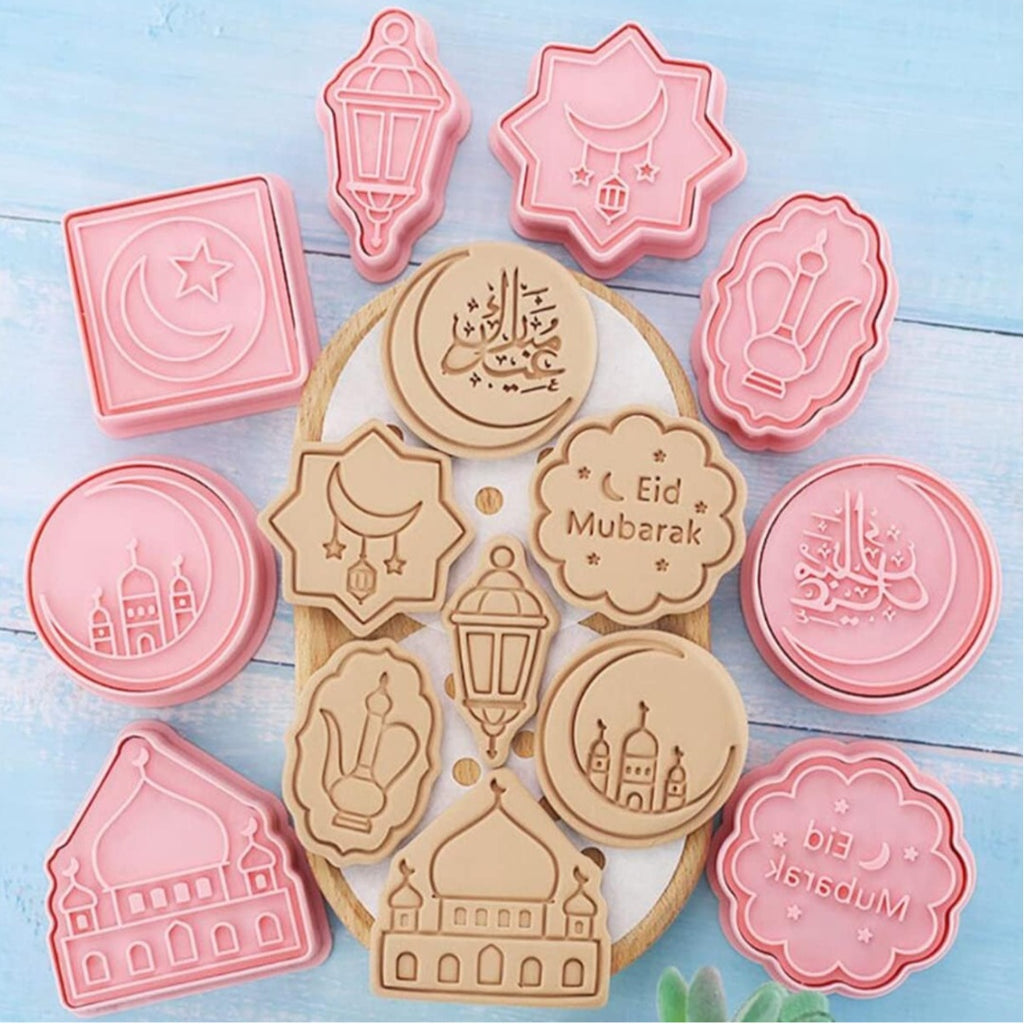 8 Piece Cookie Mould Set