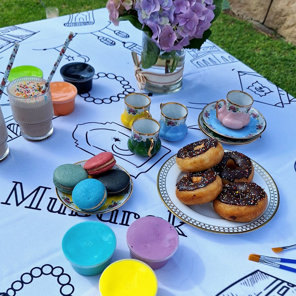 DIY Eid Doodle Tablecloth: Limited Edition